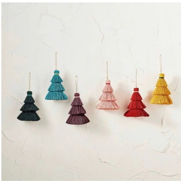 Target Wall Decor Newtarget Opalhouse Jungalow Tassle Tree Vase